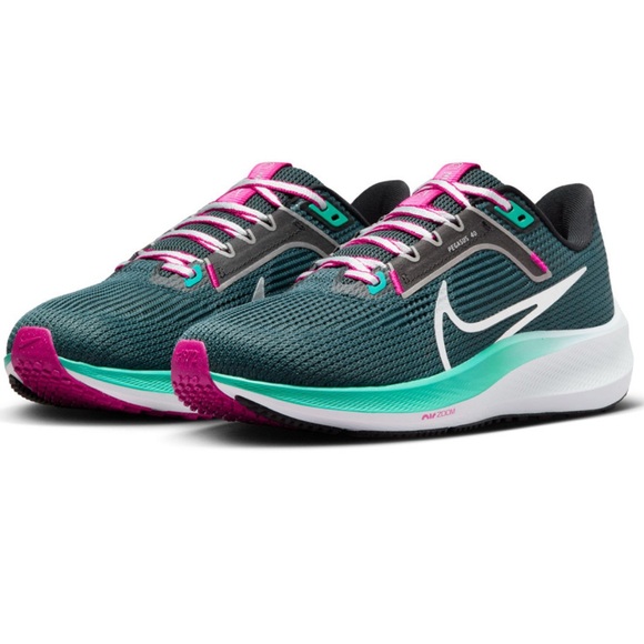 Nike Air Zoom Pegasus 40 Women’s Running Shoes Sneakers Tennis Shoes - Picture 3 of 17
